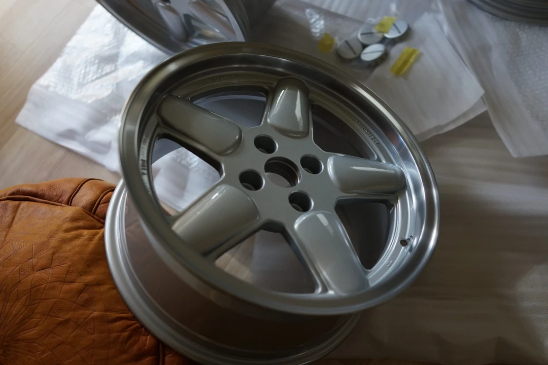 Parts & Memorabilia Other Wheels - Image 22 of 31