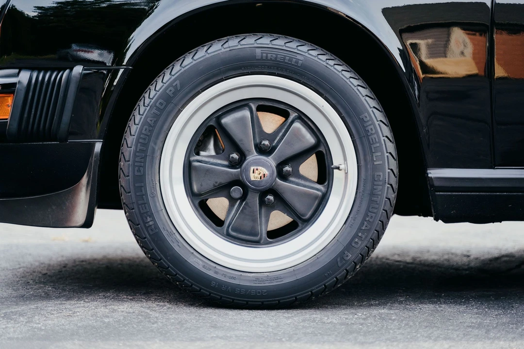 1983 Porsche 911 Carrera SC - Image 8 of 12