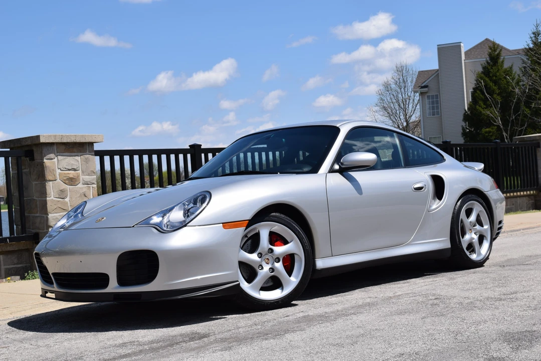 2001 Porsche 996 Turbo - Image 7 of 31