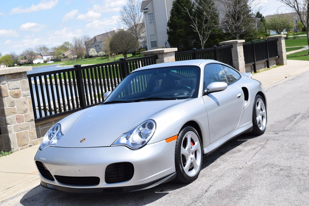 2001 Porsche 996 Turbo - Image 9 of 31
