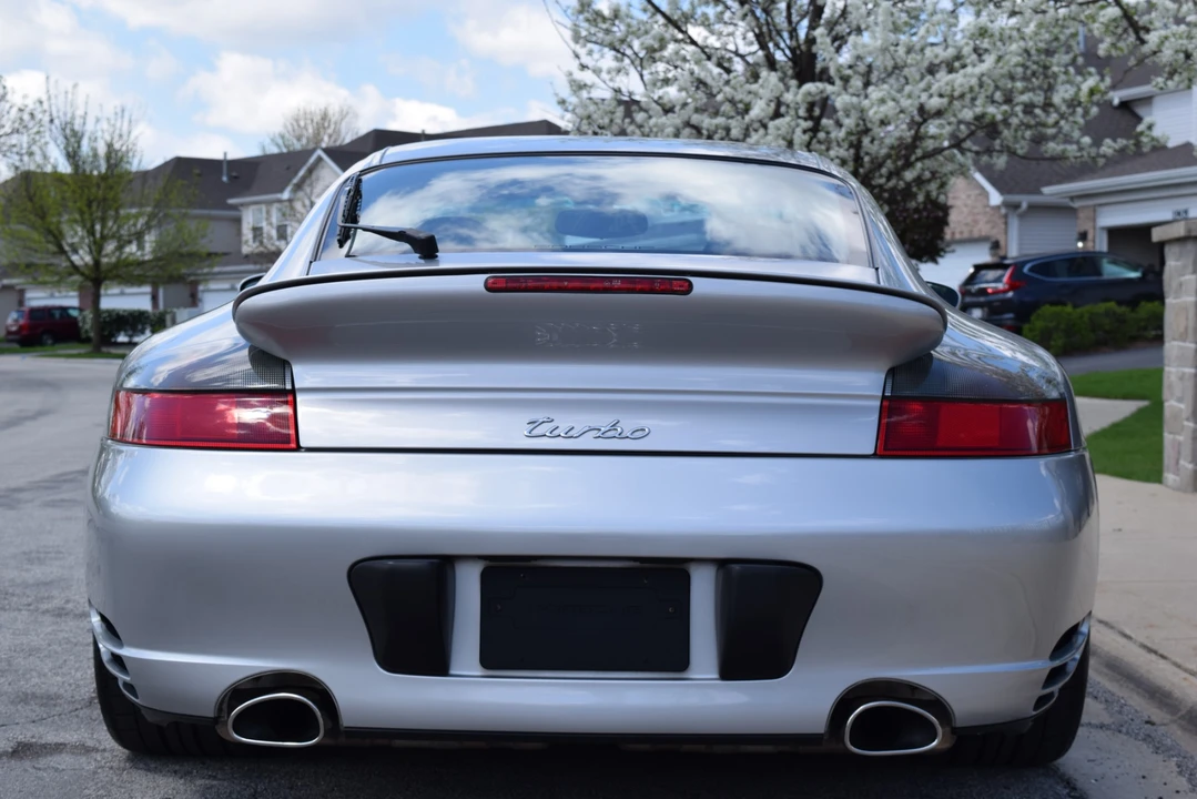 2001 Porsche 996 Turbo - Image 18 of 31