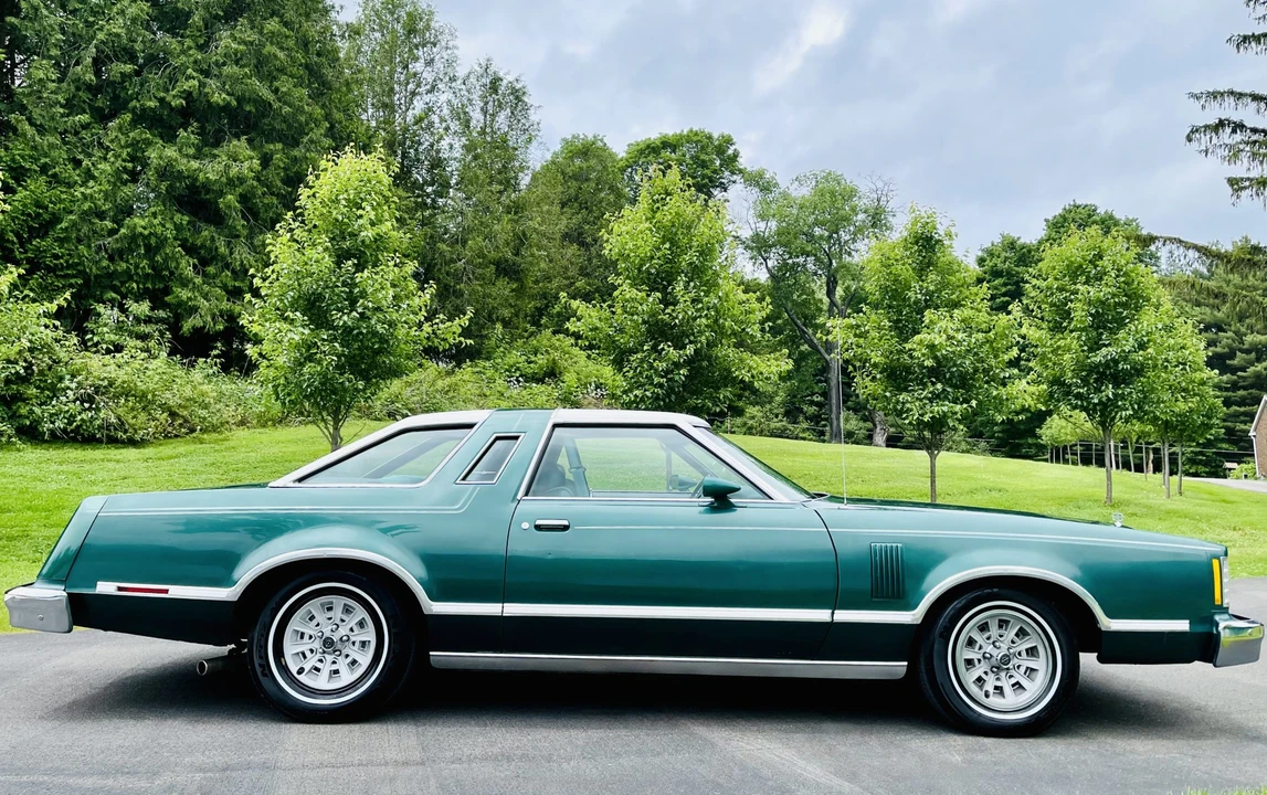 1979 Ford Thunderbird 7th Gen - Image 7 of 31
