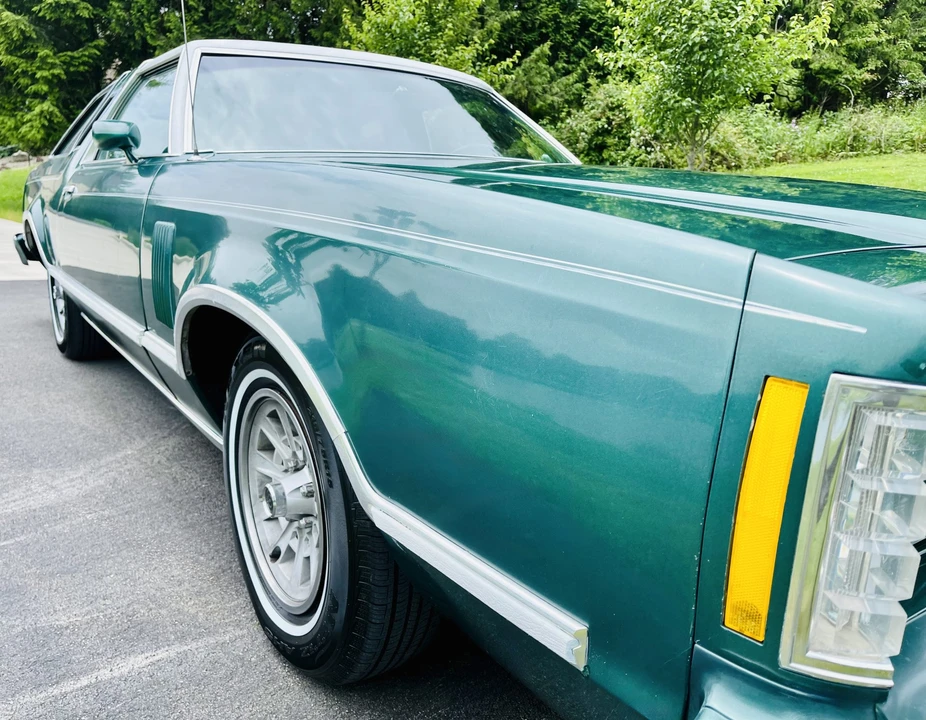 1979 Ford Thunderbird 7th Gen - Image 29 of 31
