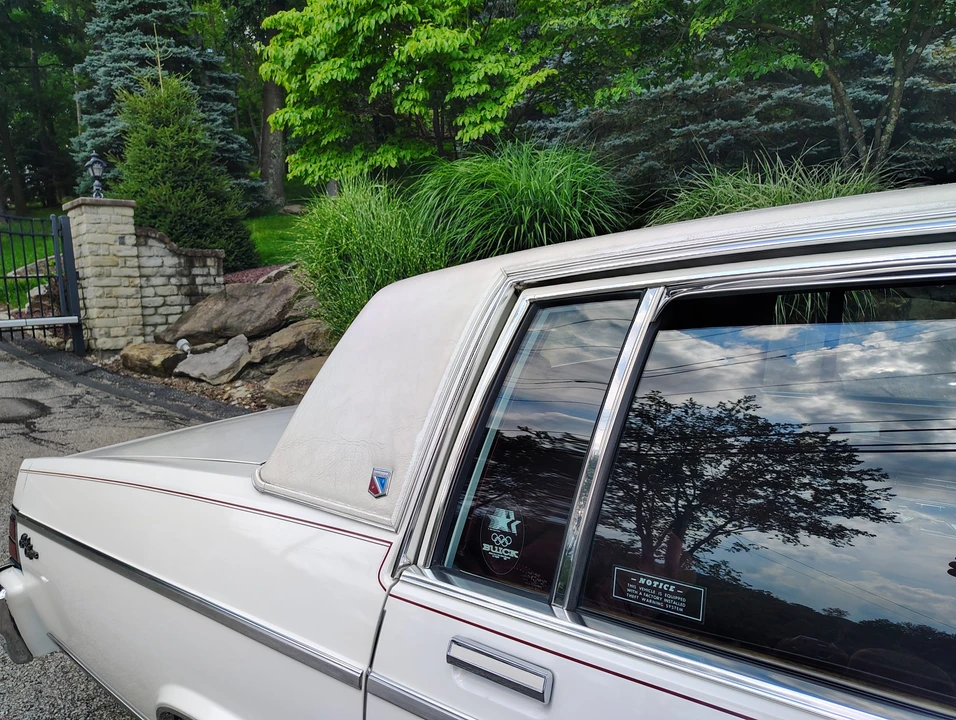 1983 Buick Electra - Image 31 of 31
