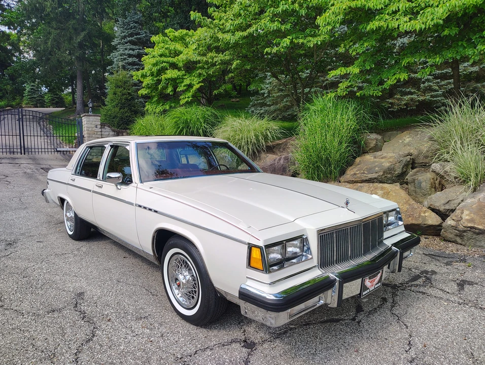 1983 Buick Electra - Image 6 of 31
