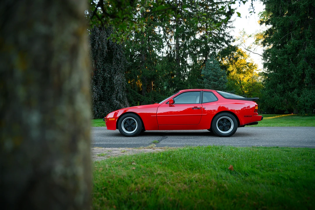1985 Porsche 944 - Image 27 of 31