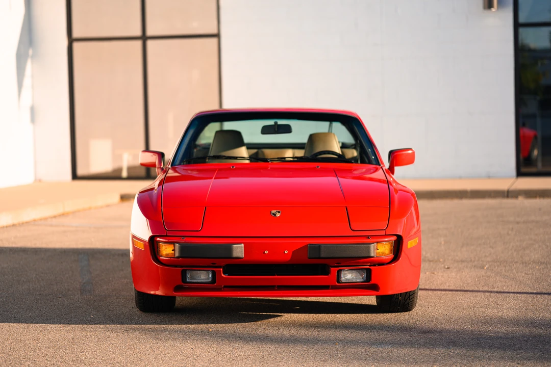 1985 Porsche 944 - Image 10 of 31