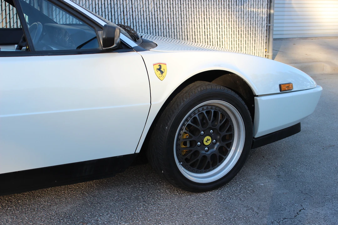 1987 Ferrari Mondial 3.2 - Image 15 of 31