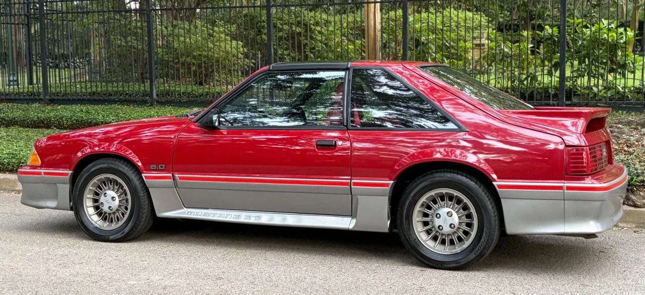 1987 Ford Mustang GT 3rd Gen - Image 24 of 31