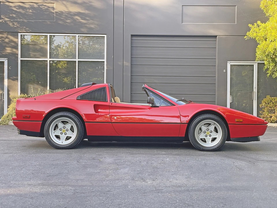 1988 Ferrari 328 GTS - Image 27 of 31