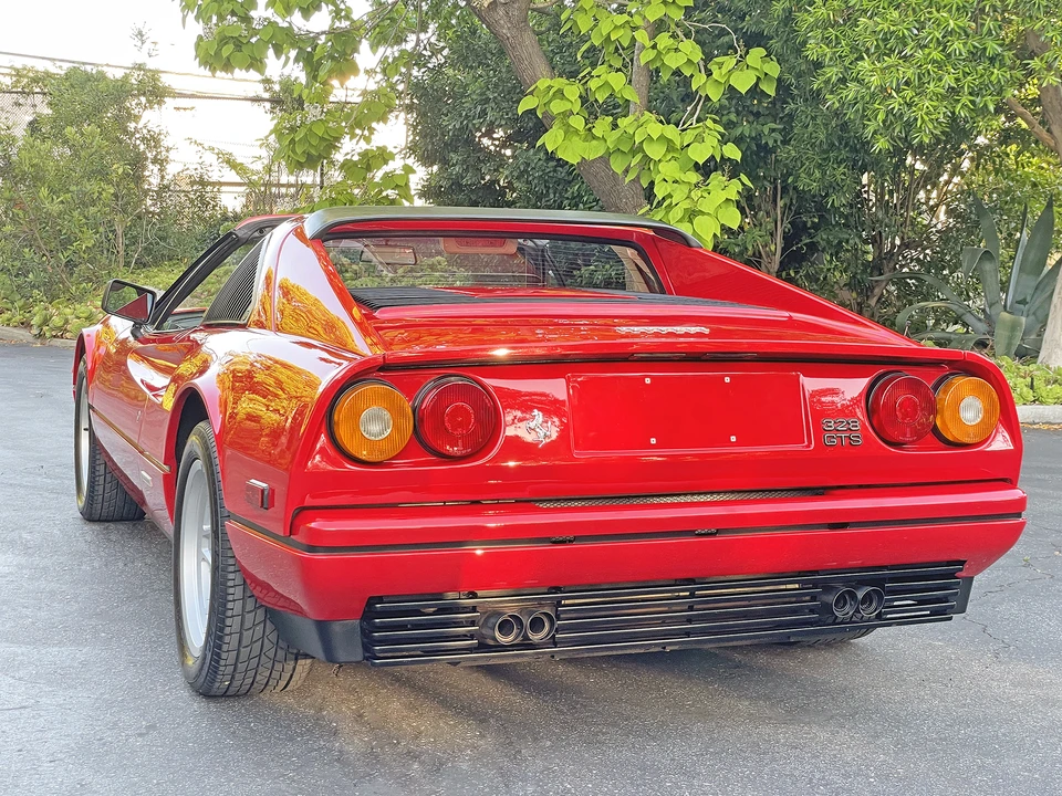 1988 Ferrari 328 GTS - Image 18 of 31