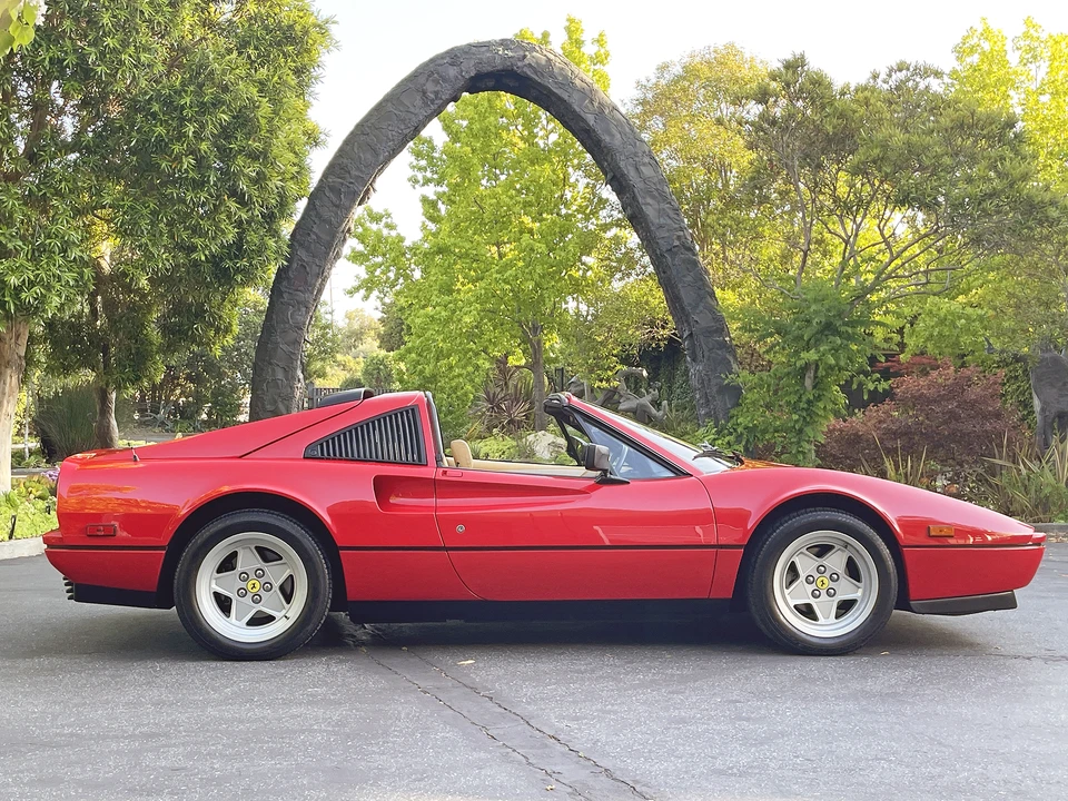 1988 Ferrari 328 GTS - Image 25 of 31
