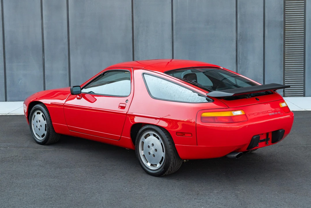 1988 Porsche 928 S4 - Image 19 of 31