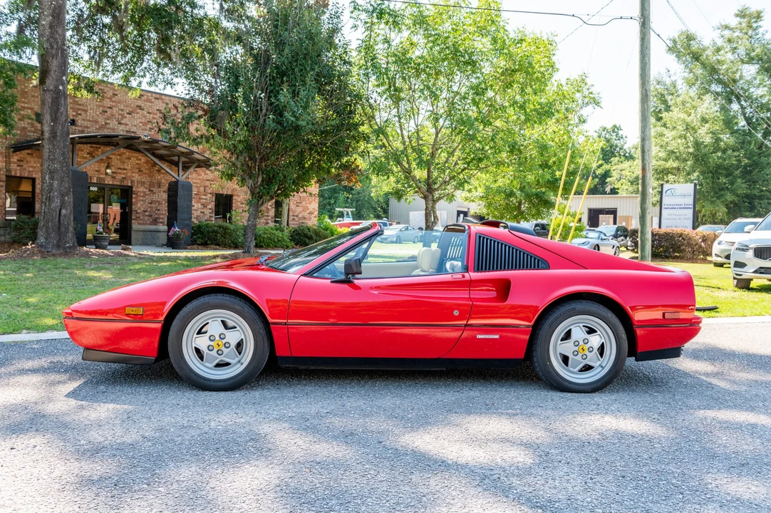 1988 Ferrari 328 GTS - Image 15 of 31