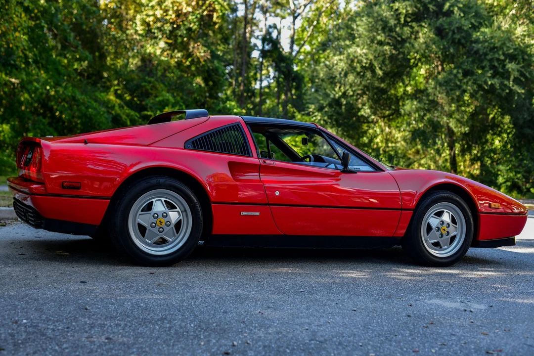 1988 Ferrari 328 GTS - Image 23 of 31