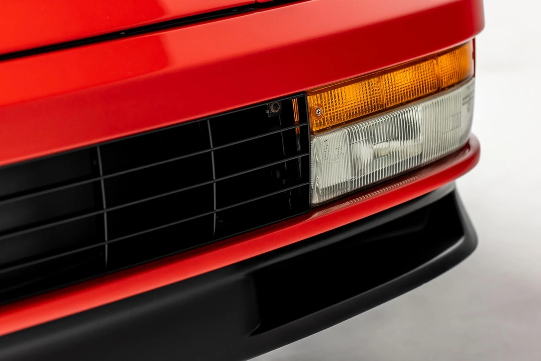 1988 Ferrari Testarossa - Image 28 of 31