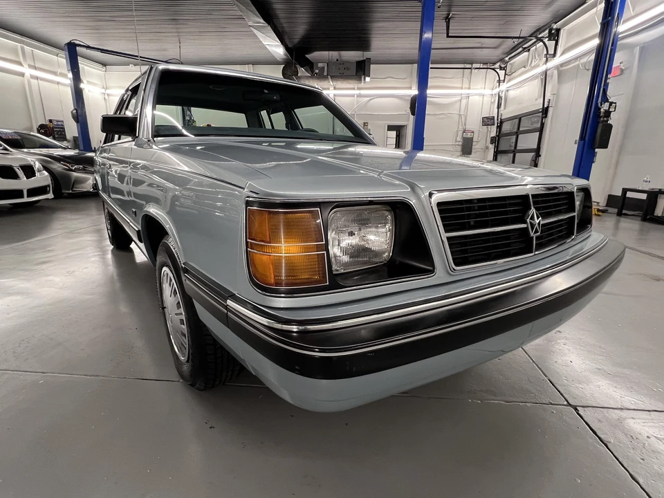 1989 Chrysler K-Car - Image 10 of 31