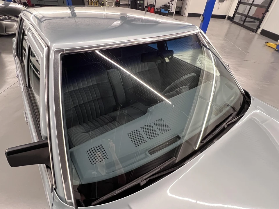 1989 Chrysler K-Car - Image 27 of 31