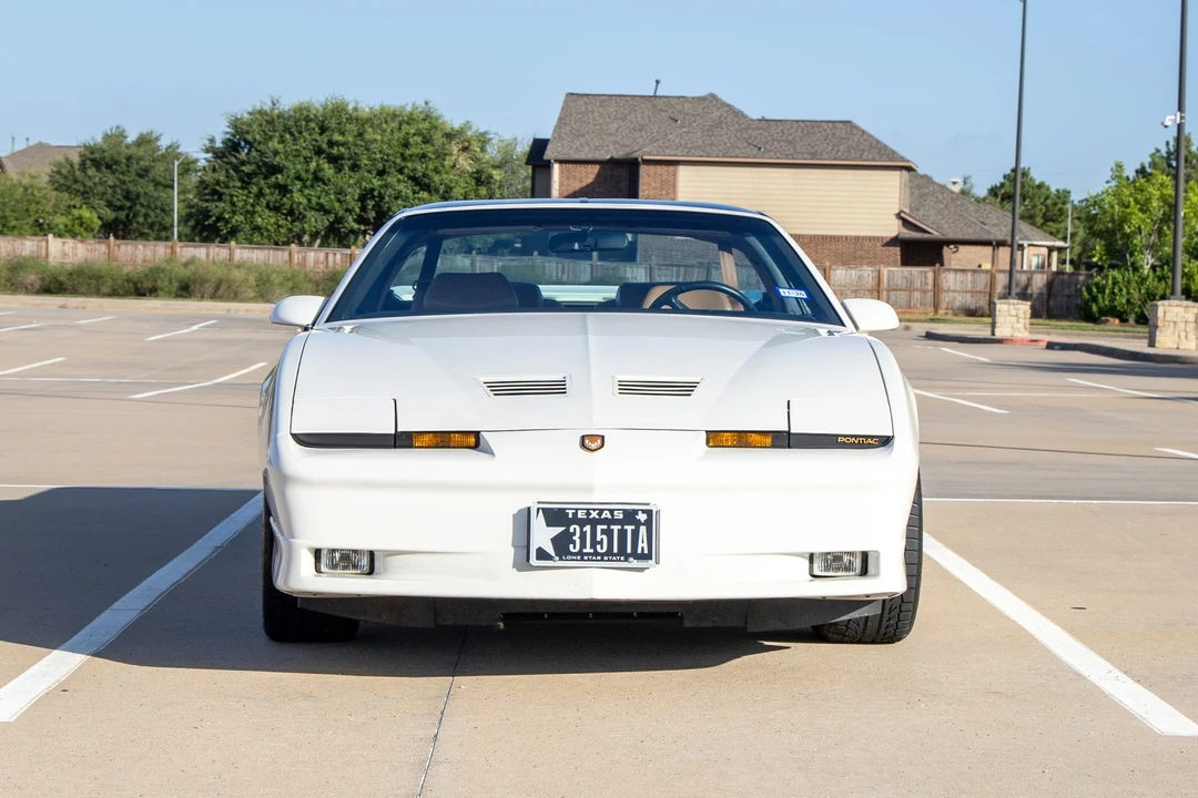 1989 Pontiac Firebird Trans Am 3rd Gen - Image 5 of 31