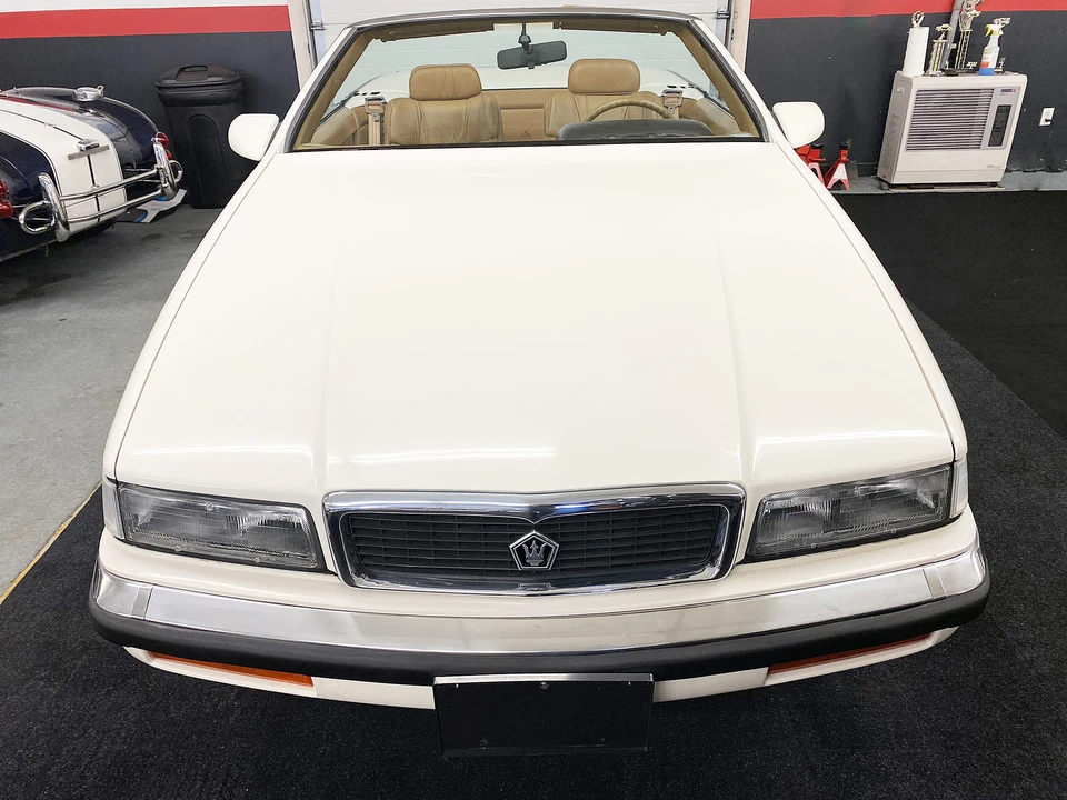 1990 Chrysler TC by Maserati - Image 31 of 31