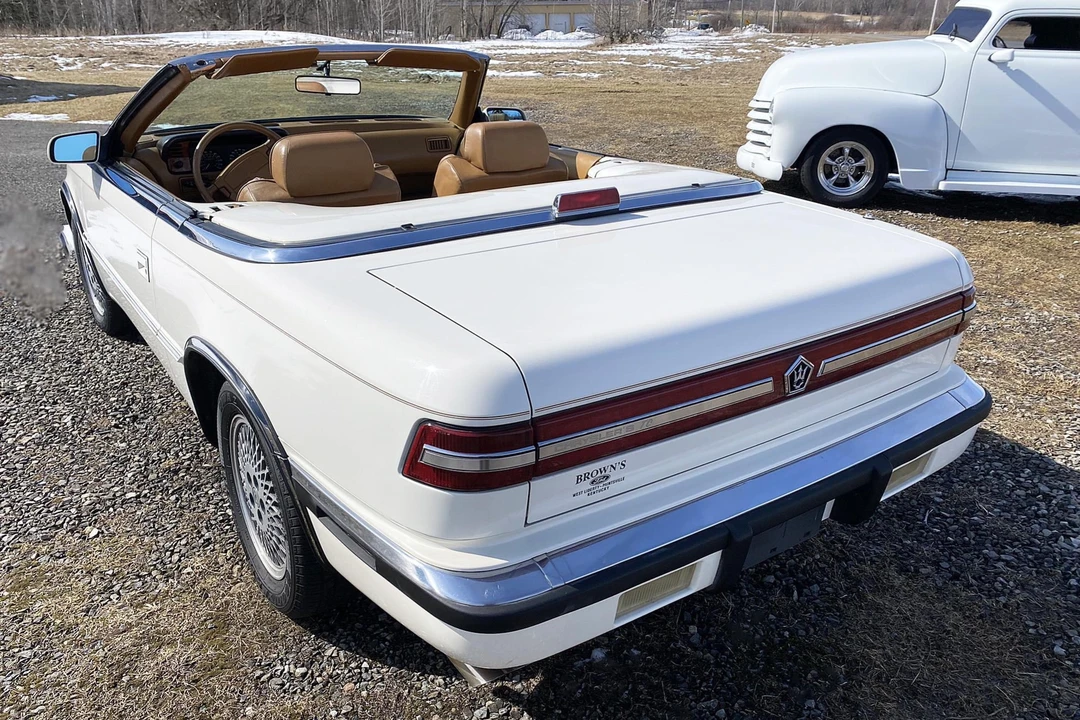 1990 Chrysler TC by Maserati - Image 10 of 31