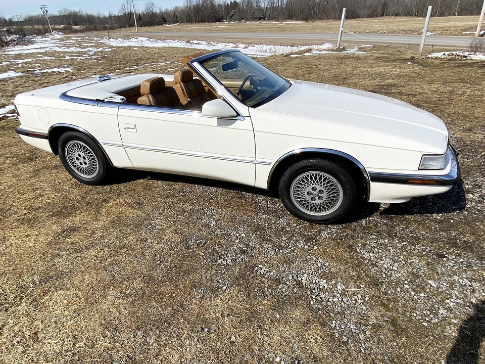 1990 Chrysler TC by Maserati - Image 15 of 31