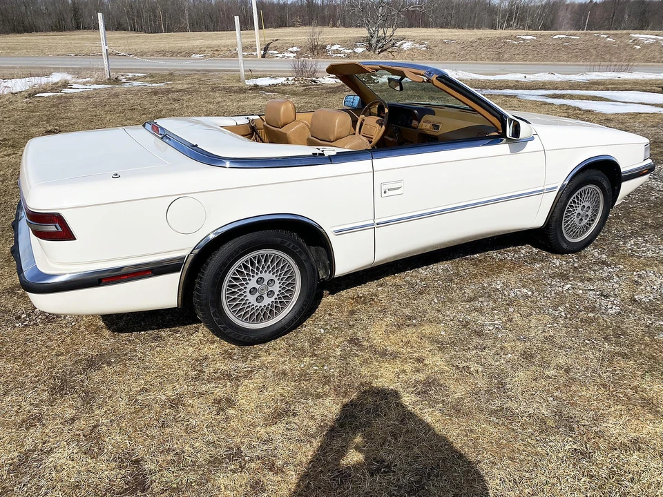 1990 Chrysler TC by Maserati - Image 13 of 31