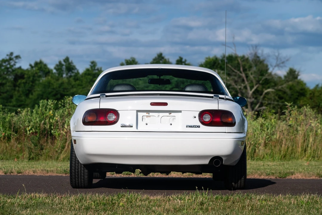 1990 Mazda NA MX-5 Miata - Image 26 of 31