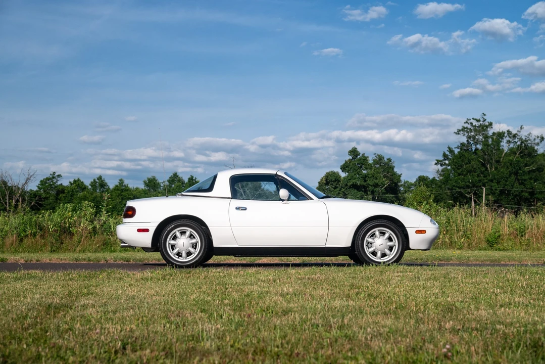 1990 Mazda NA MX-5 Miata - Image 19 of 31