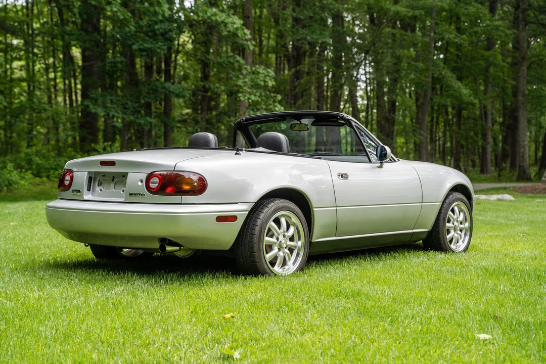 1990 Mazda NA MX-5 Miata - Image 12 of 31
