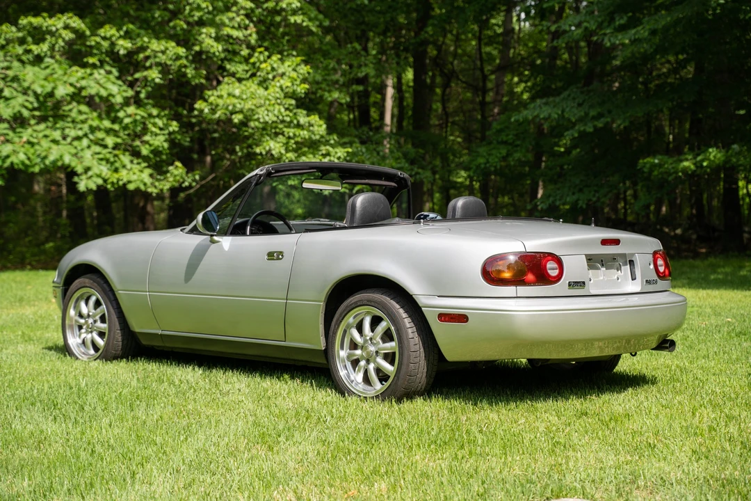 1990 Mazda NA MX-5 Miata - Image 14 of 31