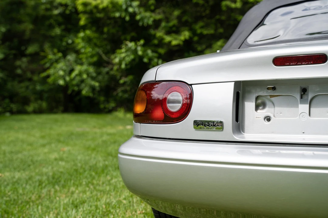 1990 Mazda NA MX-5 Miata - Image 26 of 31