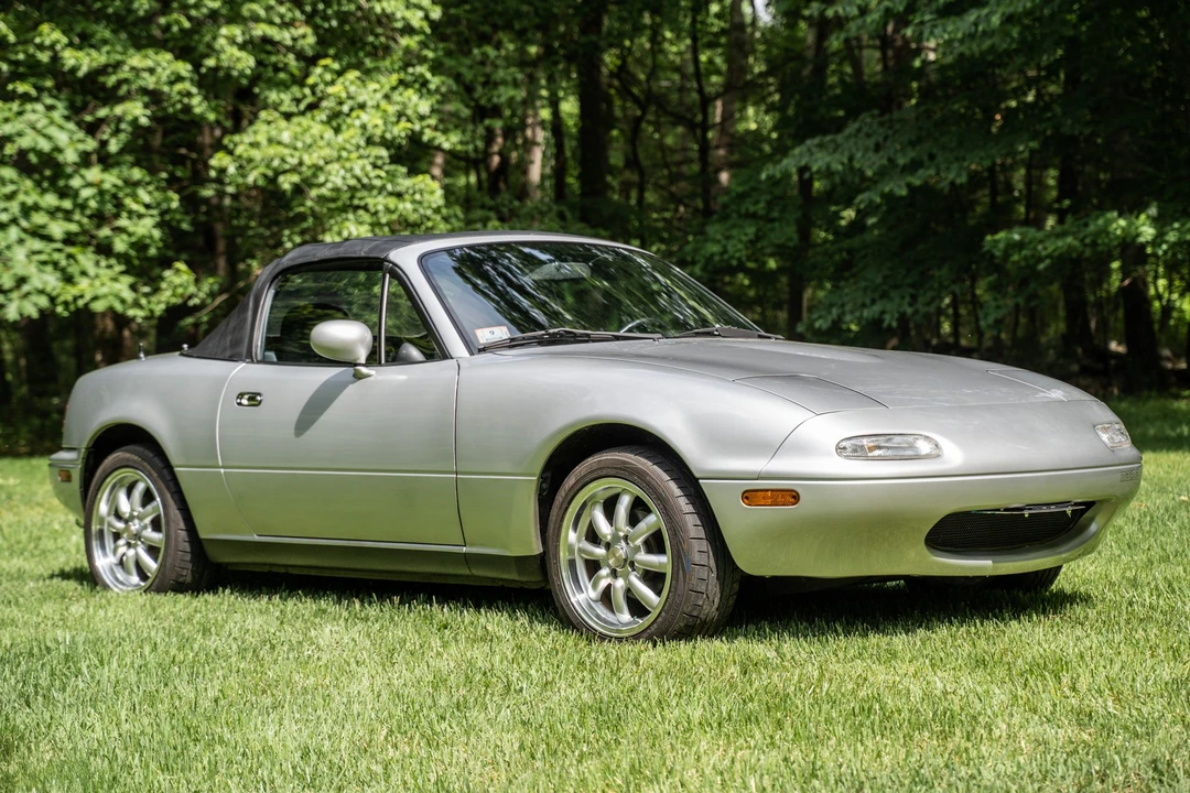 1990 Mazda NA MX-5 Miata - Image 2 of 31