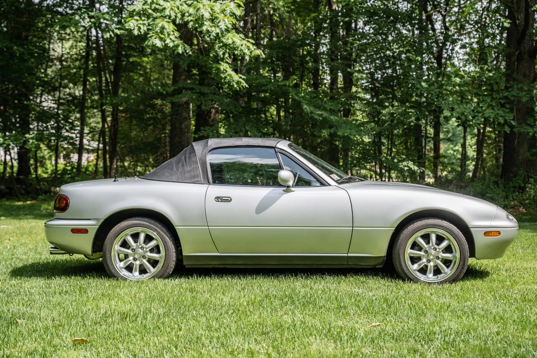 1990 Mazda NA MX-5 Miata - Image 3 of 31