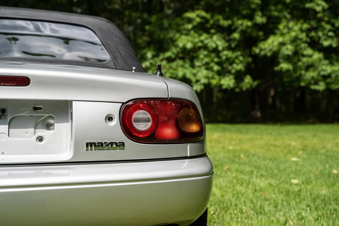 1990 Mazda NA MX-5 Miata - Image 23 of 31