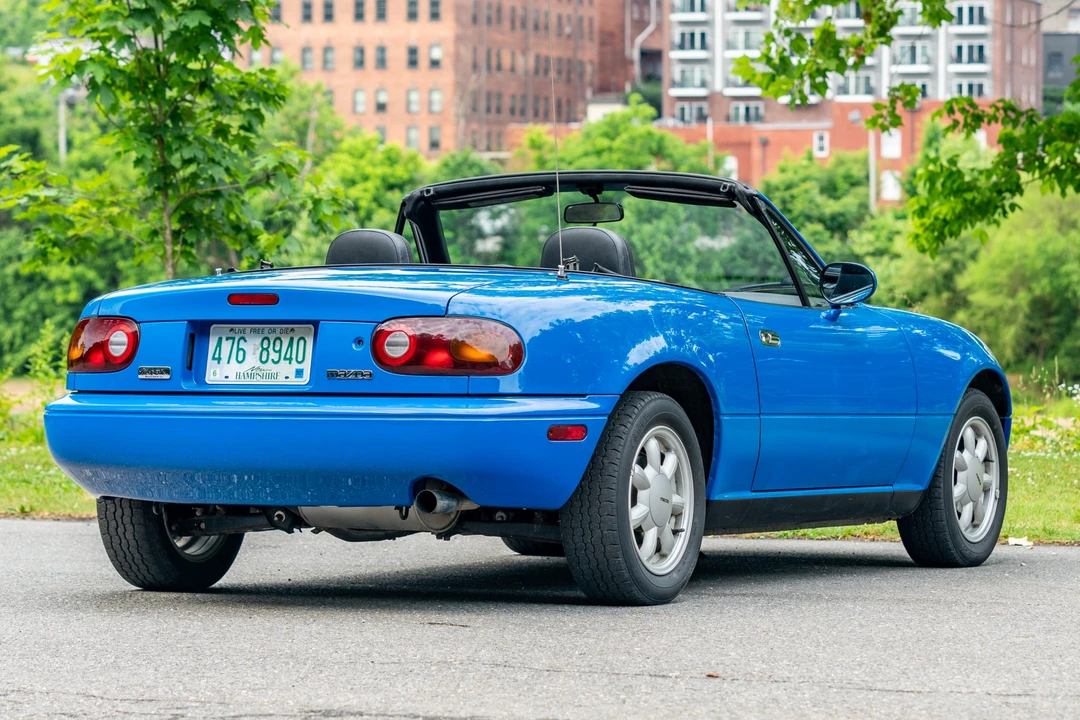 1990 Mazda NA MX-5 Miata - Image 12 of 31