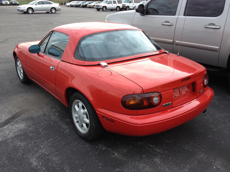 1990 Mazda NA MX-5 Miata - Image 12 of 31