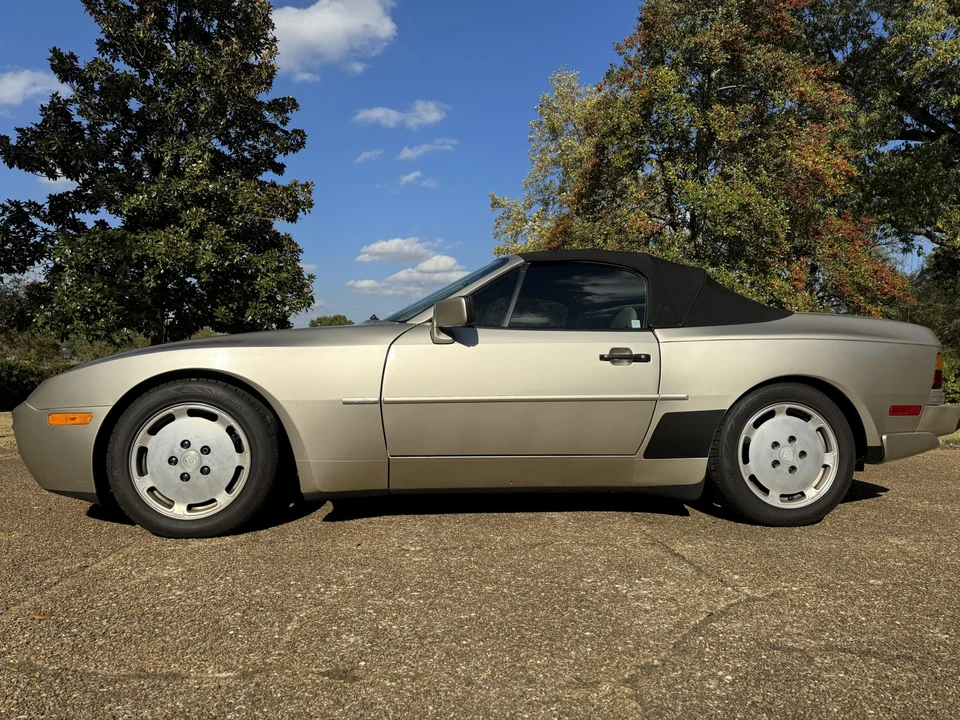 1990 Porsche 944 S2 - Image 19 of 31