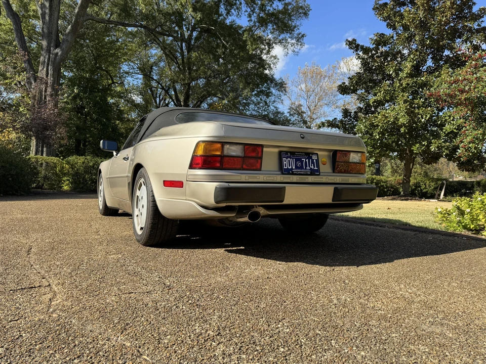 1990 Porsche 944 S2 - Image 17 of 31