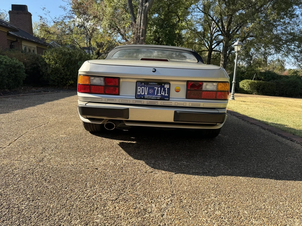 1990 Porsche 944 S2 - Image 16 of 31