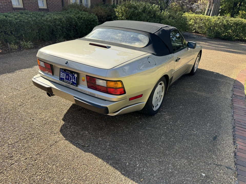 1990 Porsche 944 S2 - Image 15 of 31