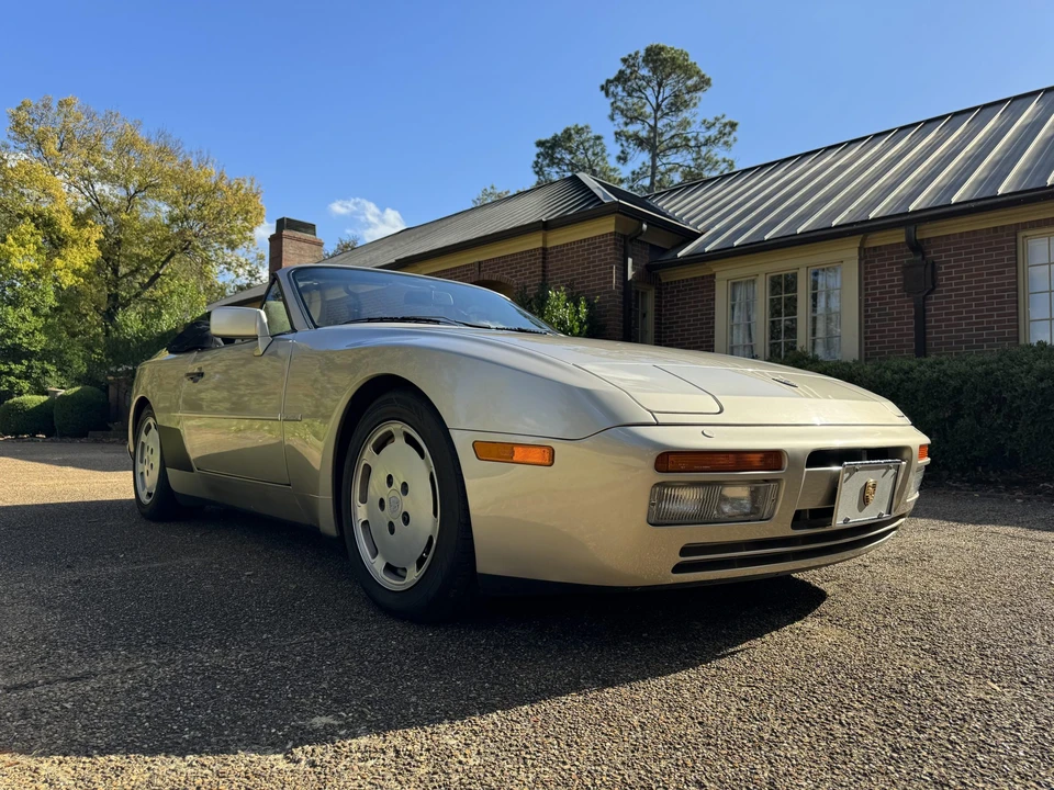 1990 Porsche 944 S2 - Image 5 of 31
