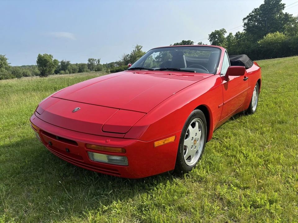 1990 Porsche 944 S2 - Image 2 of 31