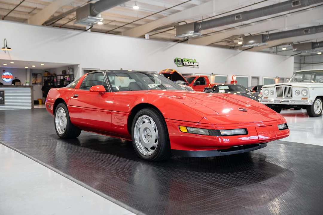 1991 Chevrolet Corvette C4 - Image 2 of 31