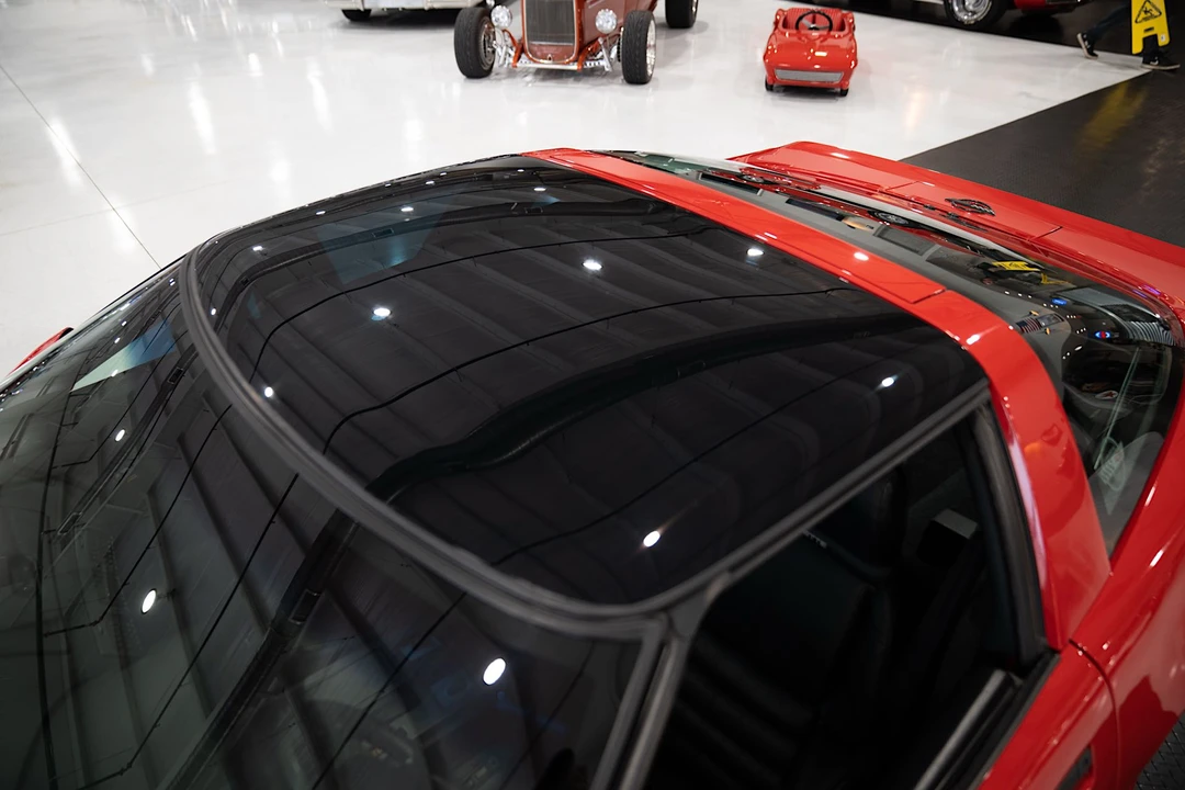 1991 Chevrolet Corvette C4 - Image 25 of 31