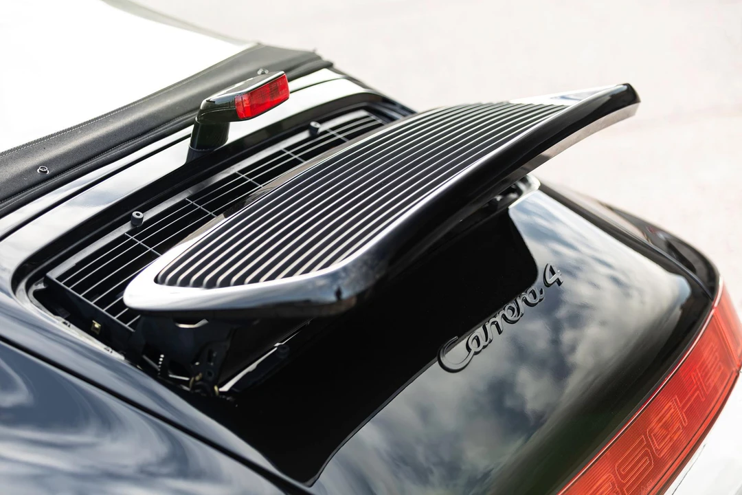 1991 Porsche 964 Carrera 4 - Image 24 of 31