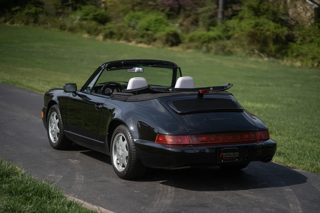 1991 Porsche 964 Carrera 4 - Image 27 of 31