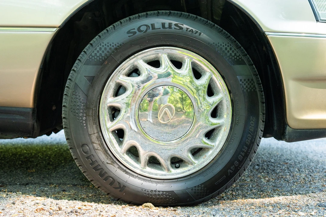 1992 Lexus LS 1st Gen - Image 28 of 31