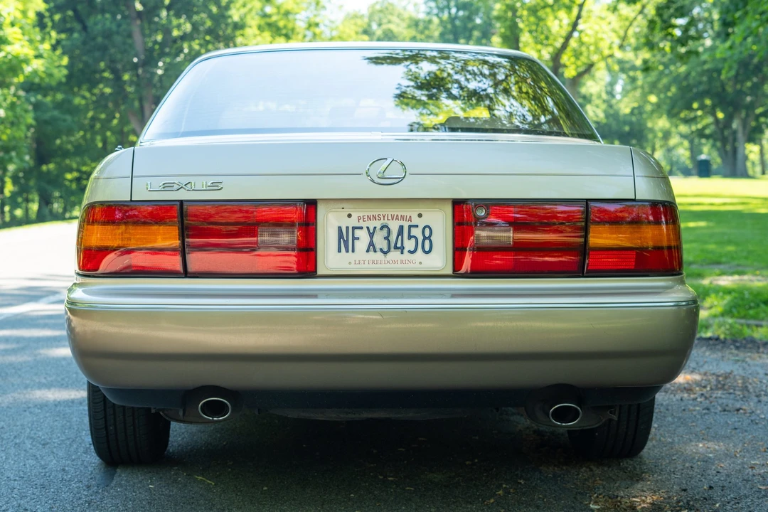 1992 Lexus LS 1st Gen - Image 7 of 31