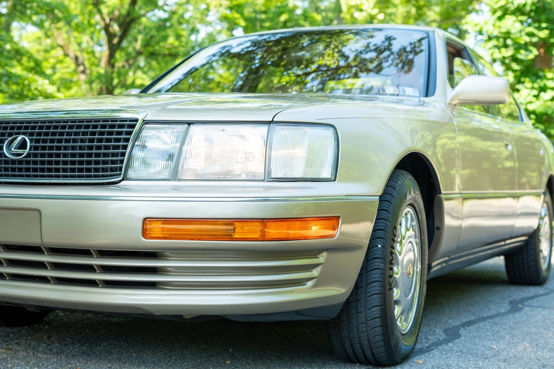 1992 Lexus LS 1st Gen - Image 14 of 31